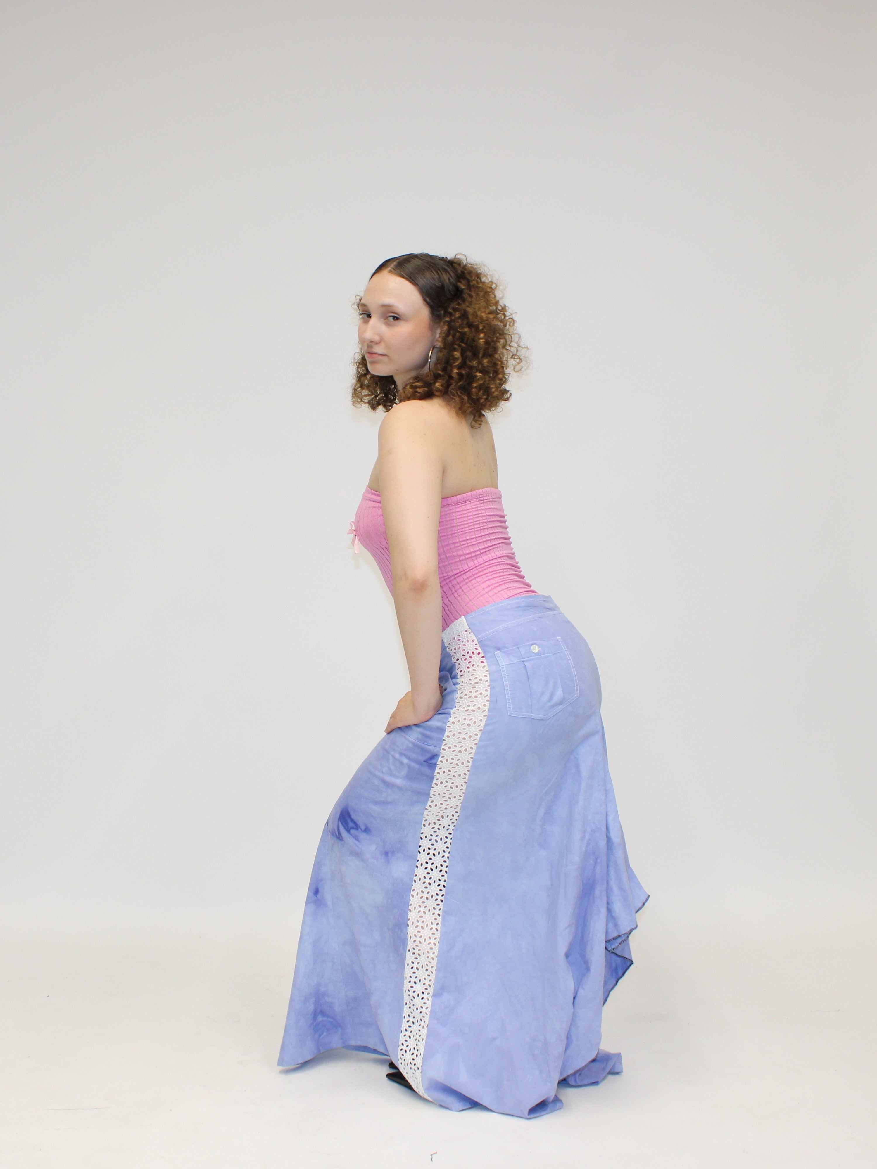 Tie-dye lace